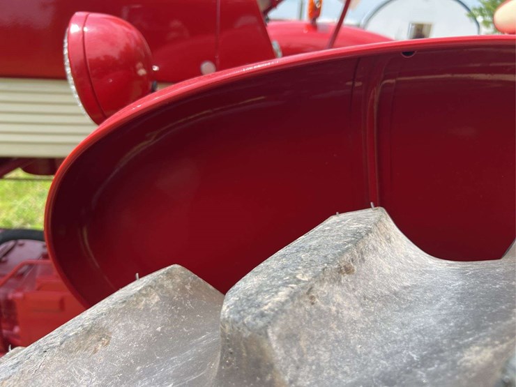 farmall-560-lp-image-75