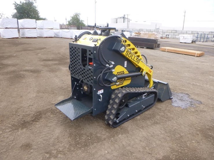 2025-sdlanch-sdll50-skid-steer-track-loader-image-3