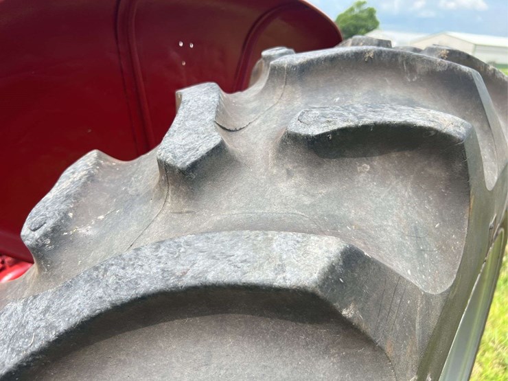 farmall-560-image-64