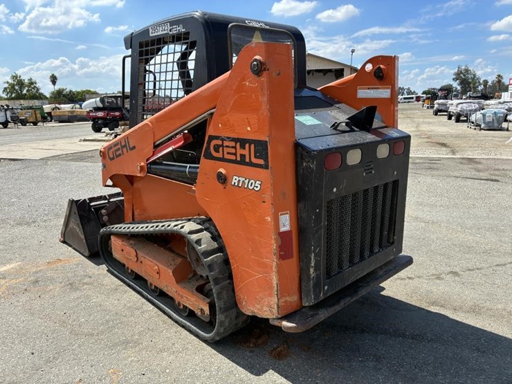 2020-gehl-rt105-image-4