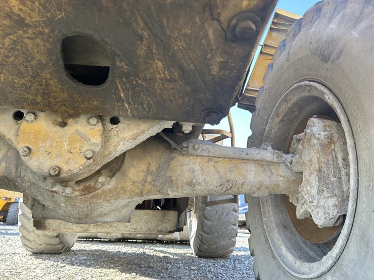 1980-caterpillar-930-image-47