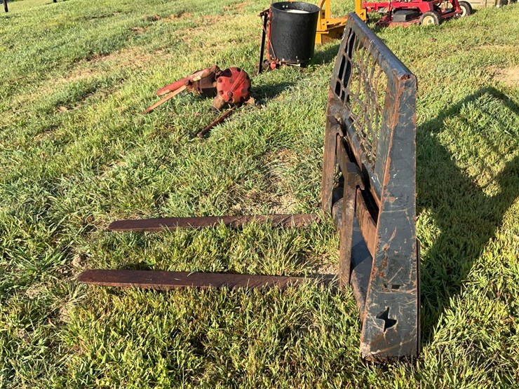#101-•-skid-steer-forks-image-5