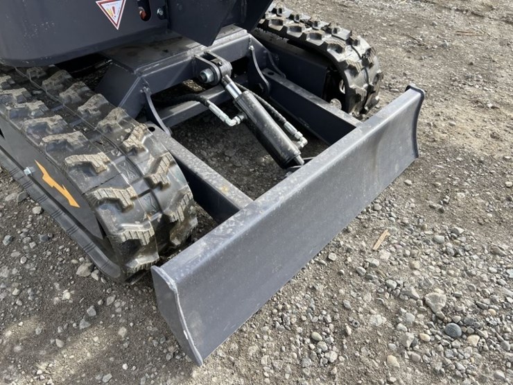 2025-cfg-mx15rx-mini-hydraulic-excavator-image-12