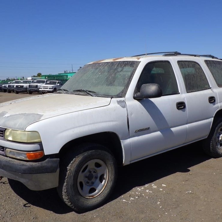 2002 CHEVROLET TAHOE