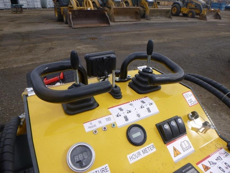 2025-sdlanch-sdll50-skid-steer-track-loader-image-17