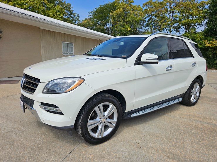#18517-•-2013-mercedes-benz-m-class-multipurpose-vehicle-(mpv)-image-2