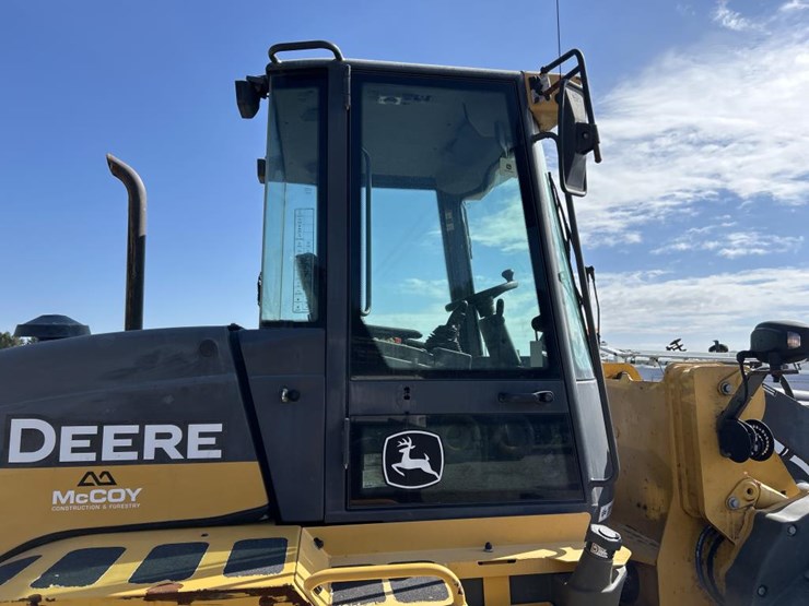 2016-deere-344k-image-58
