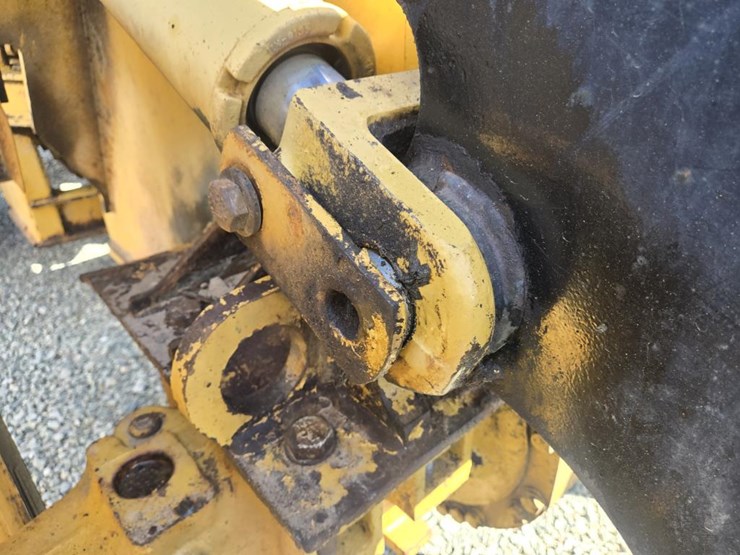 caterpillar-it38g-image-32