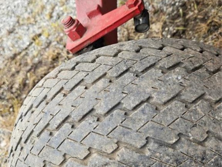 #2036-•-gravely-810-garden-tractor-image-25