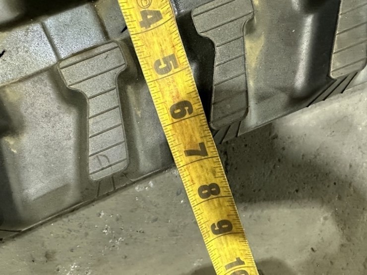 2025-tpm-mini-excavator-rubber-tracks-image-4