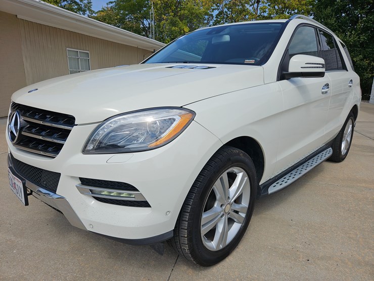 #18517-•-2013-mercedes-benz-m-class-multipurpose-vehicle-(mpv)-image-1