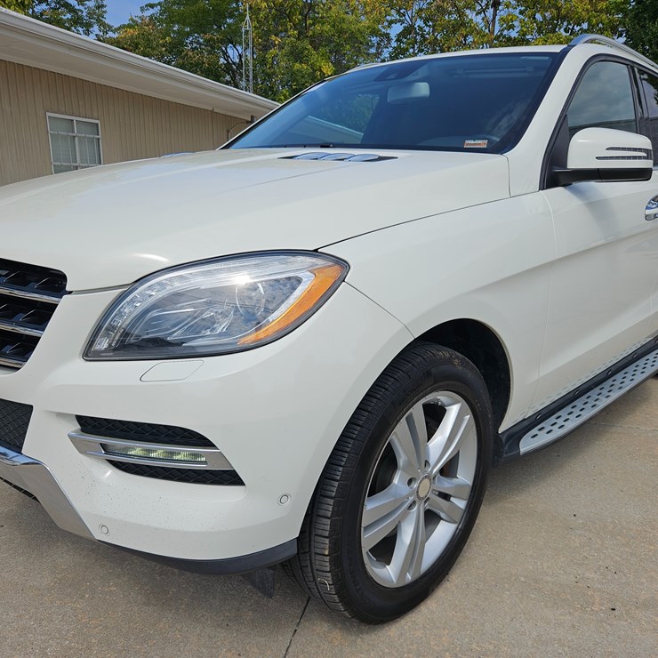 #18517 • 2013 Mercedes-Benz M-Class Multipurpose Vehicle (MPV)