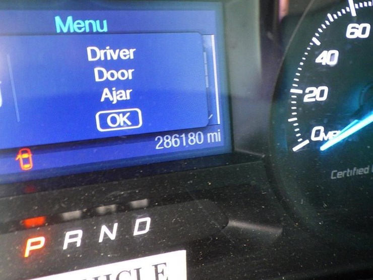 2013-ford-explorer-image-14