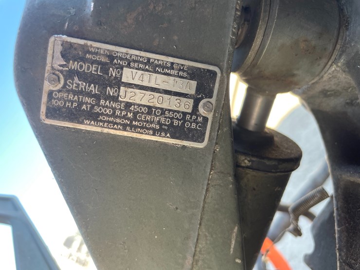 #6778-•-boat-motor-image-11