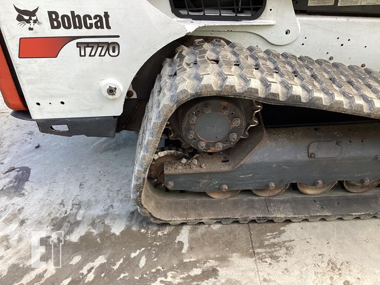 2016-bobcat-t770-image-12