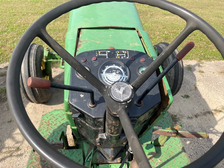 john-deere-2840-image-41