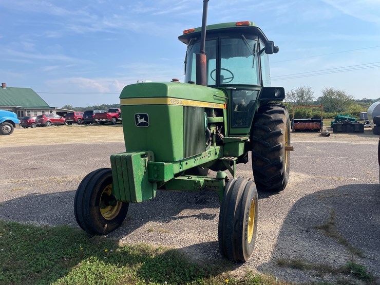 john-deere-4230-image-1