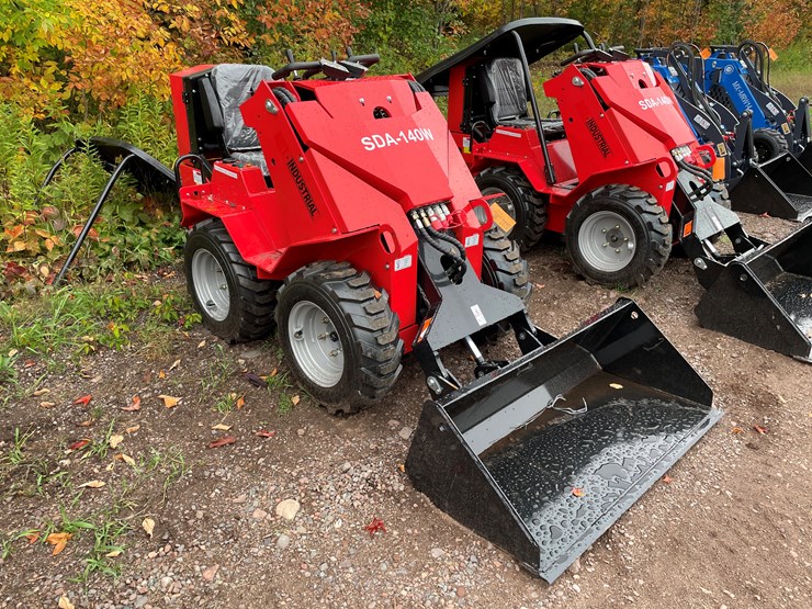 #8167-•-agt-wheel-loader-image-3
