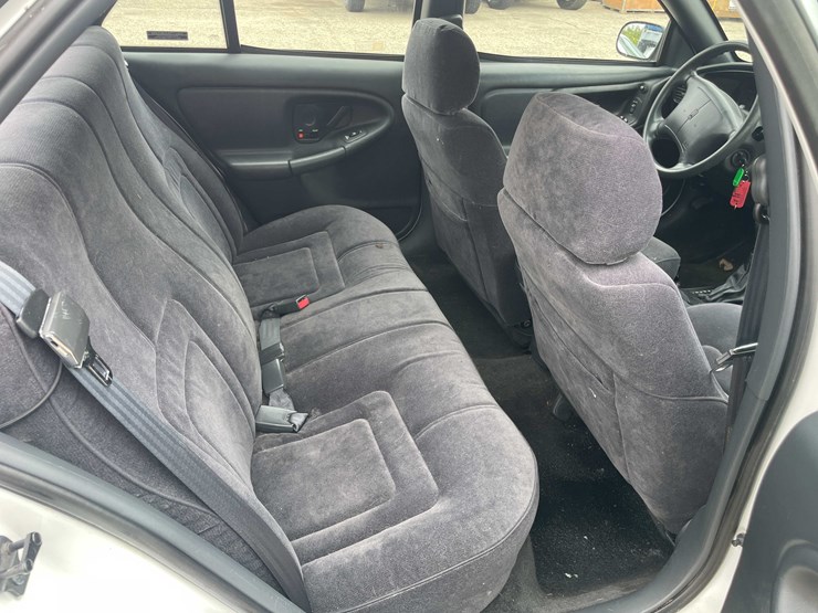 #1972-•-1996-oldsmobile-achieva-sl-sedan-(has-wi-title)-image-95