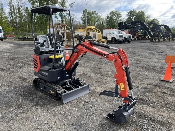 2025-cfg-mx15rx-mini-hydraulic-excavator-image-2