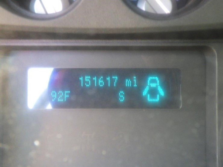 2016-ford-f350-image-15