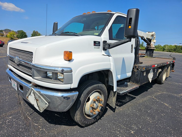 #21030-•-2006-chevrolet-c4500-truck-image-2