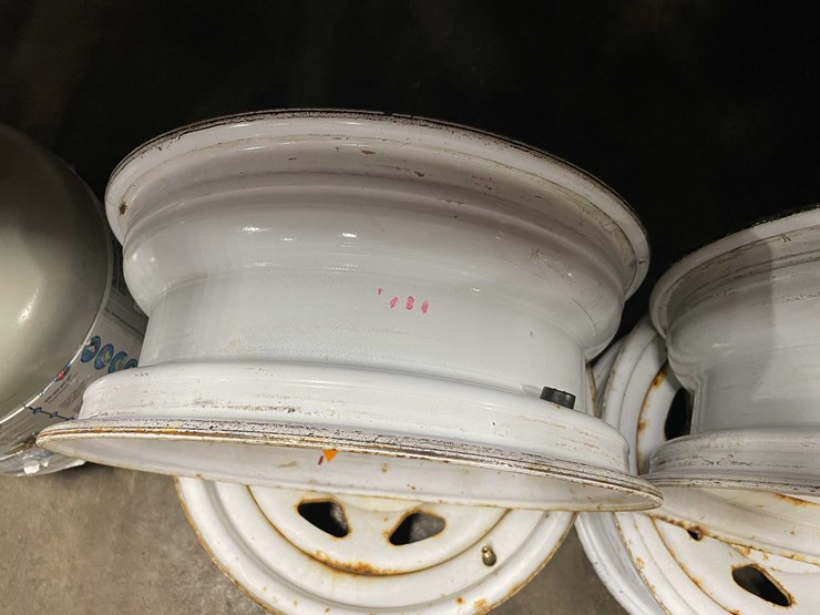 #5526-•-(4)-6-lug-trailer-wheels-(cw)-image-4