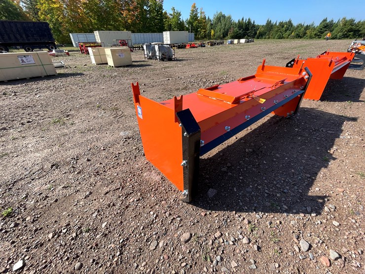 #8238-•-new-kc-8'-skid-steer-pusher-image-3