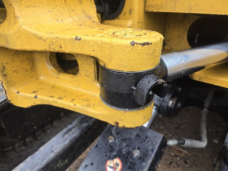 2020-caterpillar-306cr-image-12