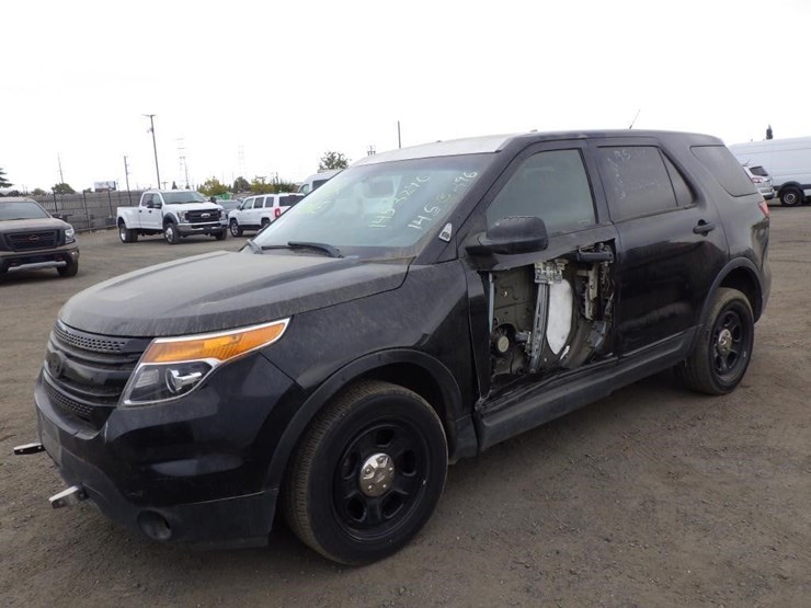 2015-ford-explorer-image-1