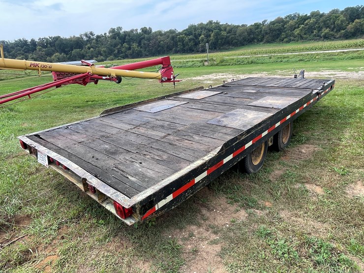 #1022-•-1997-flat-bed-trailer-(has-wi-title)-image-3