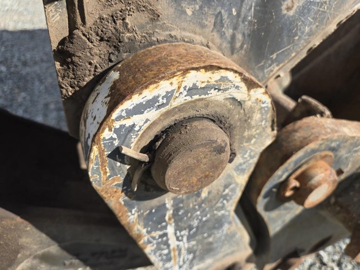 2015-deere-310sl-hl-image-64