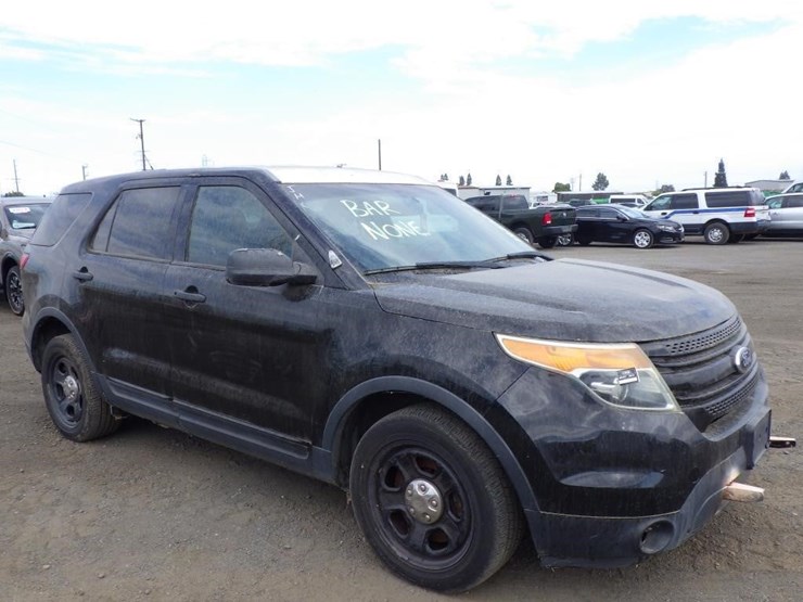 2015-ford-explorer-image-2