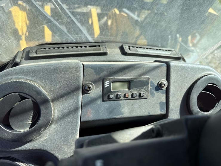 deere-844k-image-57