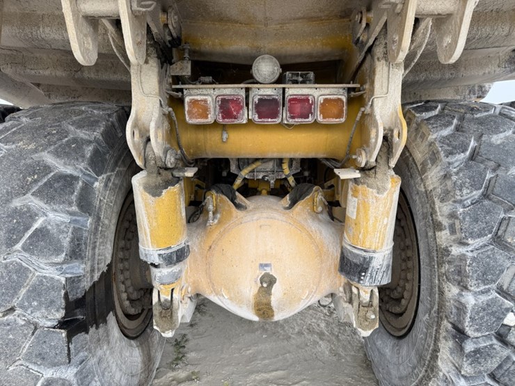 1998-komatsu-hd465-5-image-35