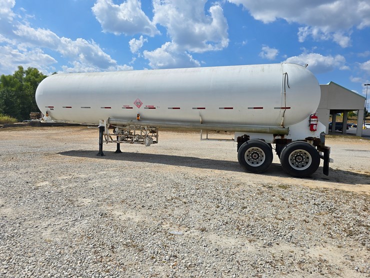#16593-•-1970-mississippi-tank-company-gas-tank-trailers-image-16