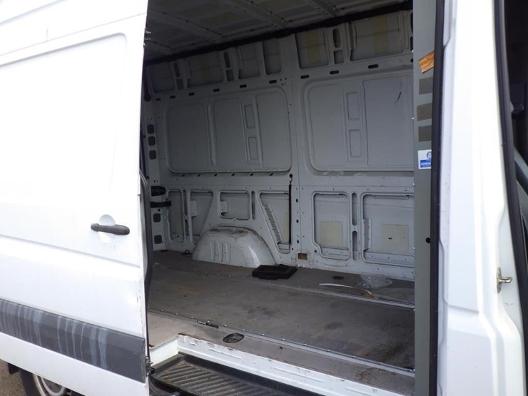 2008-dodge-sprinter-2500-image-7