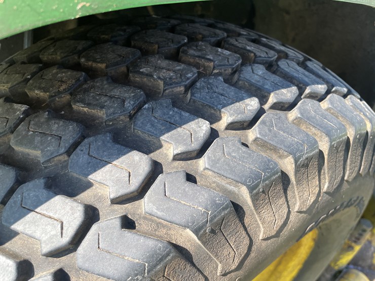 john-deere-x465-image-16