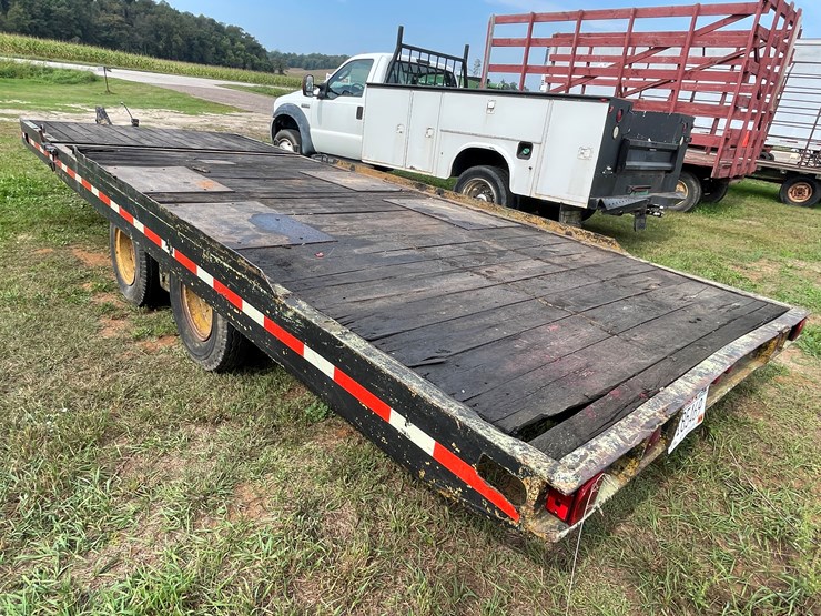 #1022-•-1997-flat-bed-trailer-(has-wi-title)-image-4