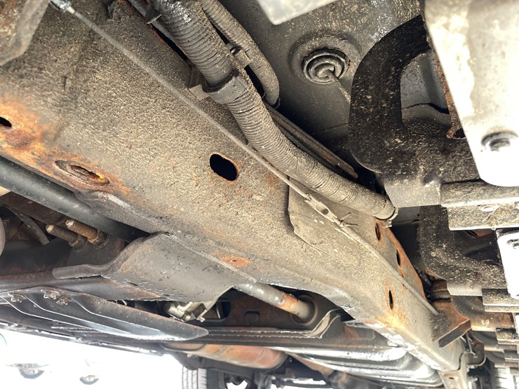 #1020-•-2005-chevy-tahoe-4x4-suv-(has-wi-title)-image-30