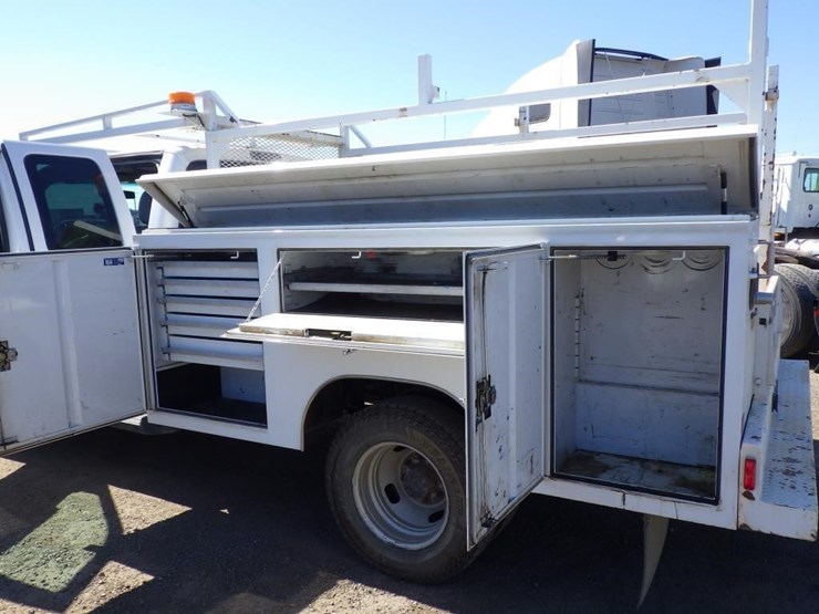 2016-ford-f350-image-8