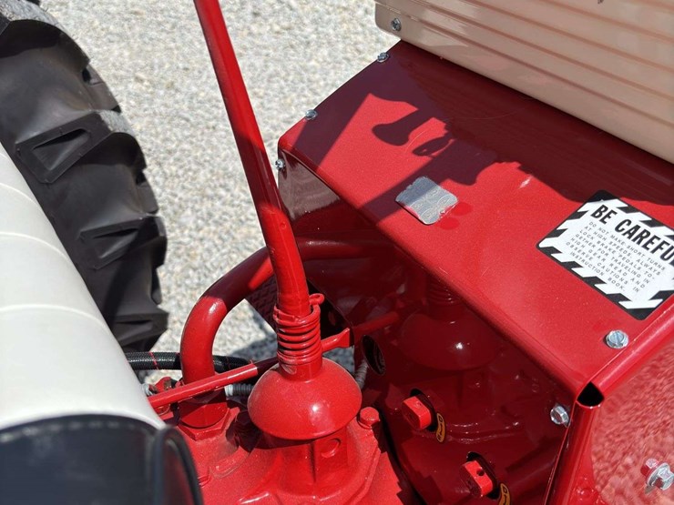 farmall-340-image-50