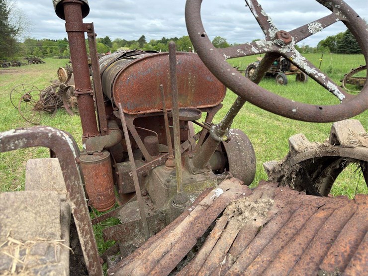 mccormick-deering-10-20-image-8