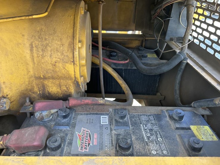 deere-770bh-image-69