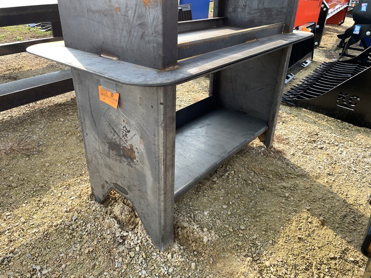 #3002-•-metal-welding-table-image-1