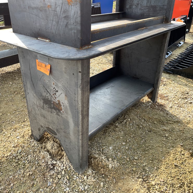 #3002 • Metal Welding Table