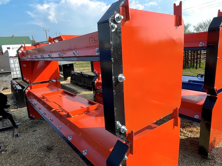 #3020-•-kc-9'-9"-snow-pusher-image-1