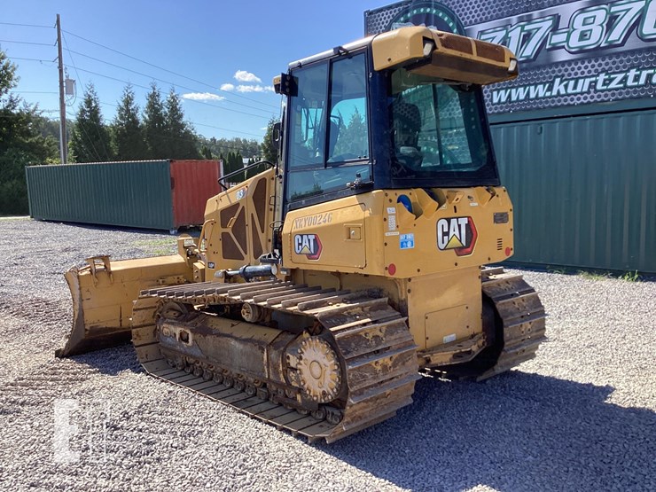 2020-caterpillar-d3-lgp-image-2