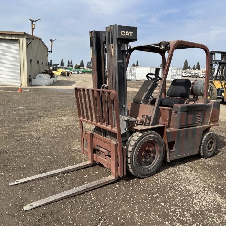 CATERPILLAR V50D