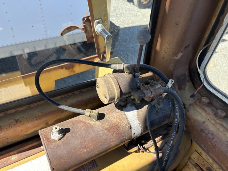 caterpillar-930-image-62